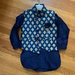 Boys Indian/Pakistani wedding set, kurta, pants +vest; 3T